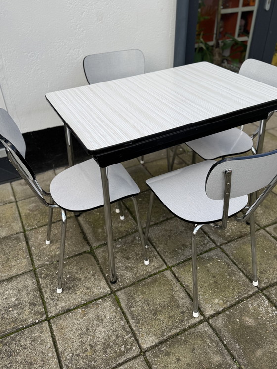 Vintage Laminate Dining Table and Chairs – lamine (photo 7 of 15)