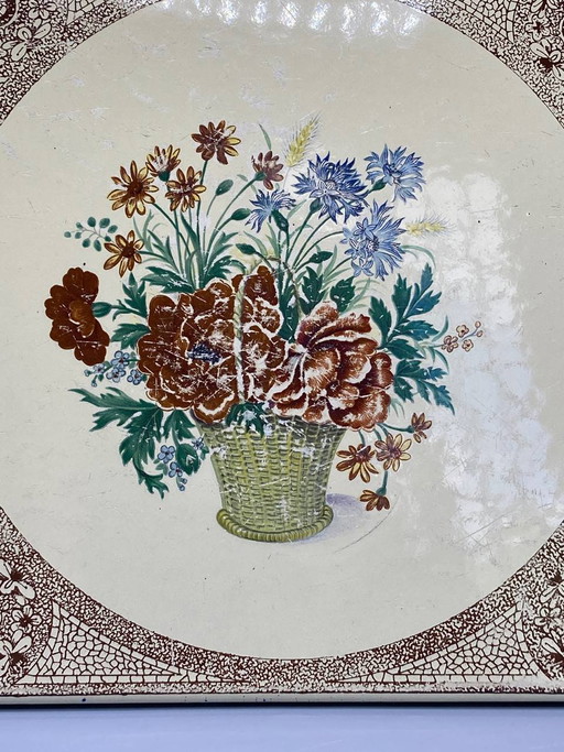 Enameled Metal Trivet, Peony and Cornflower Bouquet in a Basket – decoratieve objecten, Rubber (photo 2 of 4)