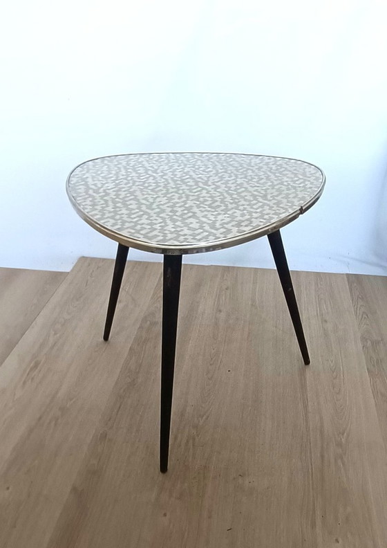 Image 1 of Grote Vijftiger Jaren Bijzettafel