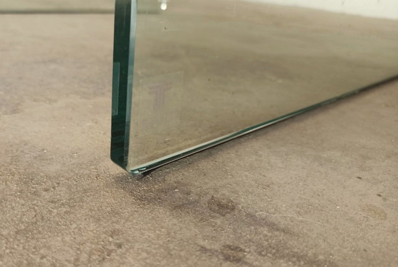 Image 1 of Mesa auxiliar o de centro de cristal Tonelli