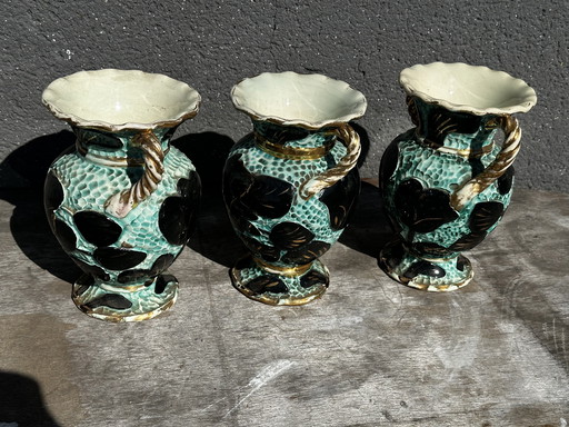 Trio de Vases Amphore Céramique Vallauris Turquoises/Noirs rehaussé d’Or H22cm
