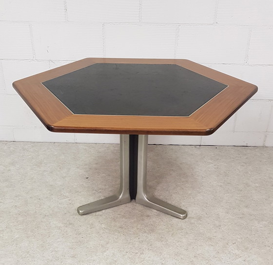 Image 1 of Table Knoll, design Warren Platner