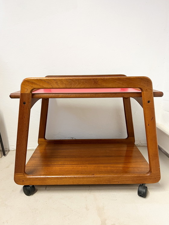 Image 1 of Grande table d'appoint/chariot de bar vintage en teck