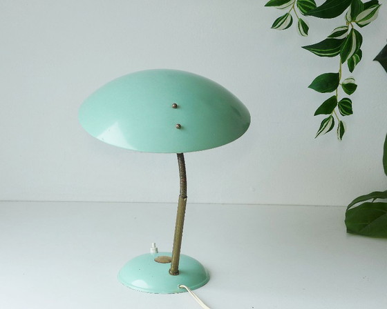 Image 1 of Lampe de table vintage, lampe de bureau, années 50, 60, 70, lampe cosaque en métal en forme d'OVNI, vert menthe