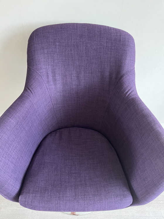 Image 1 of Purple retro design recliner
