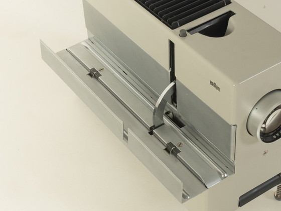 Proiettore di diapositive D 40, Dieter Rams, Braun – Oggetti decorativi, Plastica (photo 14 of 26)