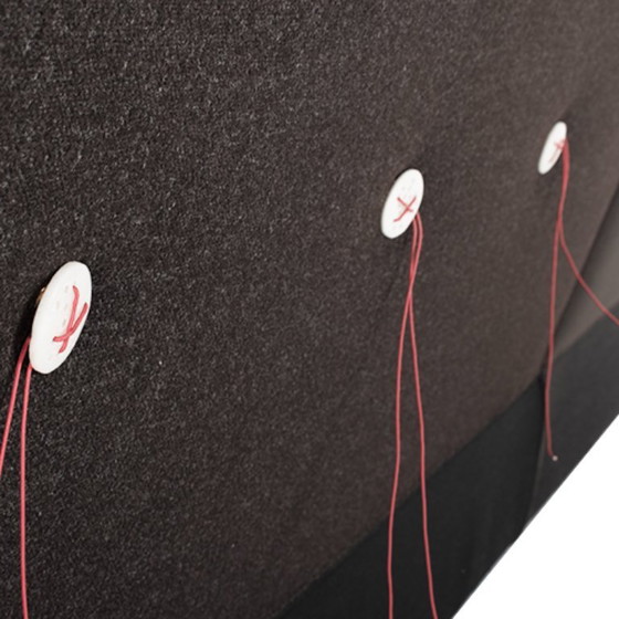 Image 1 of Divano Vitra Polder XL con rivestimento danneggiato