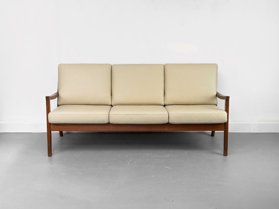 Image 1 of 3-Seater Senator Sofa in Leather and Teak by Ole Wanscher for Cado, 1977