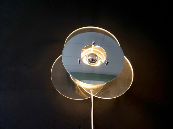Image 1 of Space age wandlamp met plexiglas en chroom, 70s lamp, vintage wandlamp