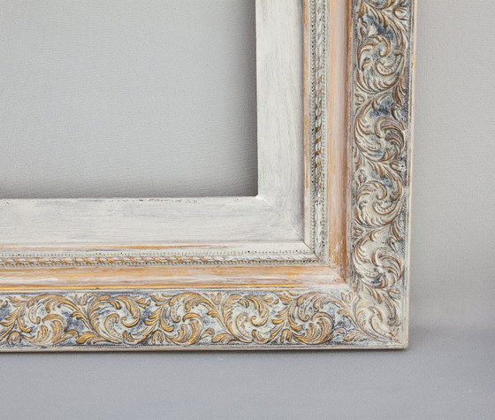 Image 1 of Gerestaureerde antieke houten lijst. Vintage houten lijst voor een schilderij, spiegel, foto, enz. Baroklijst.