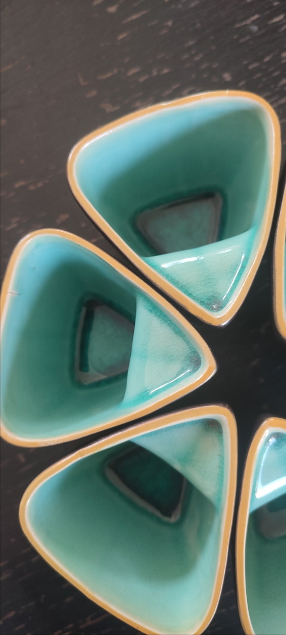 Image 1 of Servizio da caffè triangolare in ceramica, design anni '50


