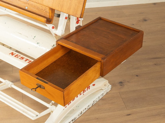 Image 1 of Tekentafel uit de jaren 50 van Nestler, vintage