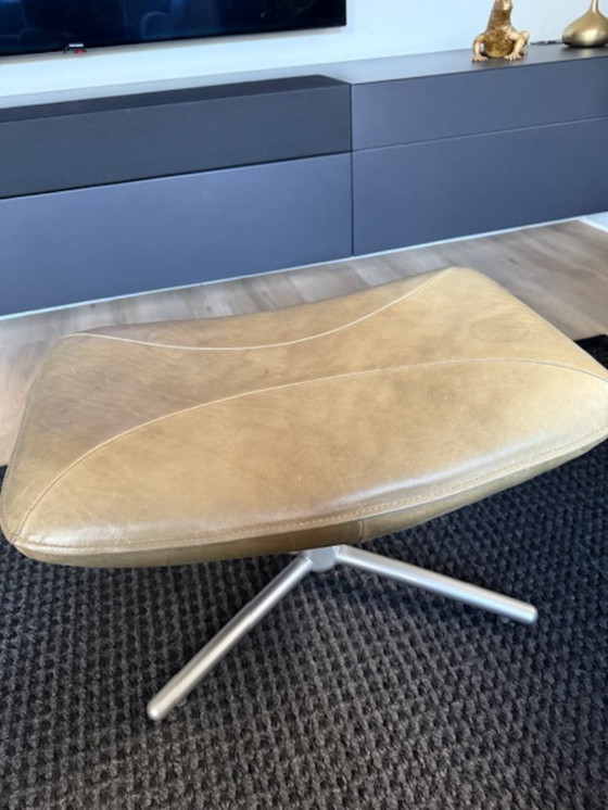 Image 1 of Etiqueta sillón Hidde con reposapiés