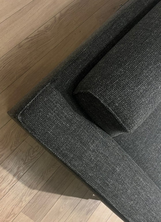 Nouveau modèle en stock : canapé d'angle Aikon en tissu Amaro – Design on Stock, Canapés d'angle, Other (photo 9 of 10)