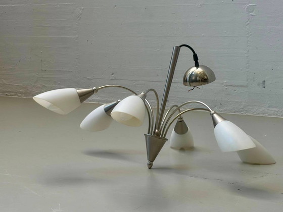 Vintage Kroonluchter met zes tulpvormige glazen kappen, jaren 60 – Glass (photo 9 of 11)