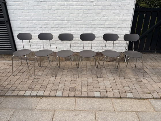 6 Sedie Mariolina di Enzo Mari per Magis – Sedie da pranzo, Plastic, Chrome (photo 7 of 12)