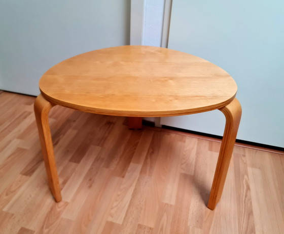 Image 1 of Mesa auxiliar IKEA SVALSTA Mesa de centro pequeña Chapa de abedul