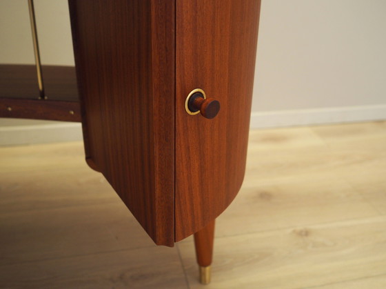 Image 1 of Escritorio de caoba, diseño noruego, años 60, producción: Sola Møbler