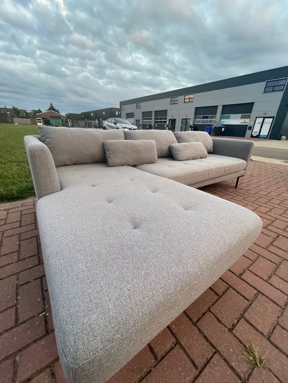 Image 1 of Sofá esquinero moderno de tela gris