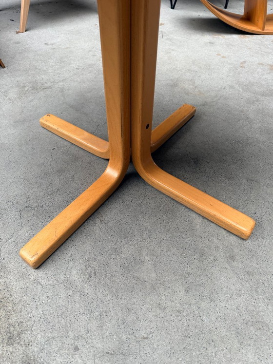 Tavolo da pranzo/bistro di design danese vintage (disponibilità: 2) – Tavoli da pranzo, Legno (photo 4 of 12)