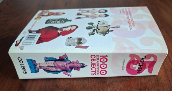 Image 1 of Bildband „1000 außergewöhnliche/gewöhnliche Objekte“. Taschen 2005