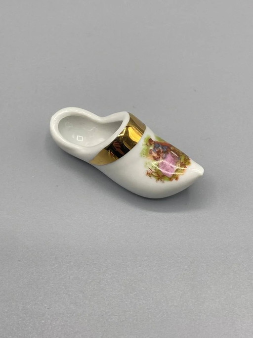 Miniature Limoges Porcelain Clog – Gallant Scene Decor, Gold Trim – Vintage – servies (photo 2 of 4)