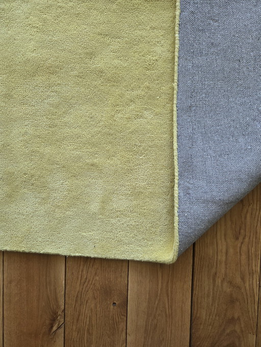 Tapis en laine jaune 250x350, tufté à la main