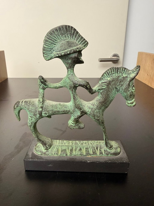 Krieger zu Pferd – beeldhouwkunst, Bronze, Stone
