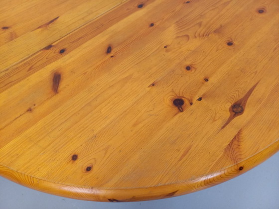 Image 1 of Table à manger ronde scandinave vintage style Rainer Daumiller en pin des années 60 70 avec rallonge