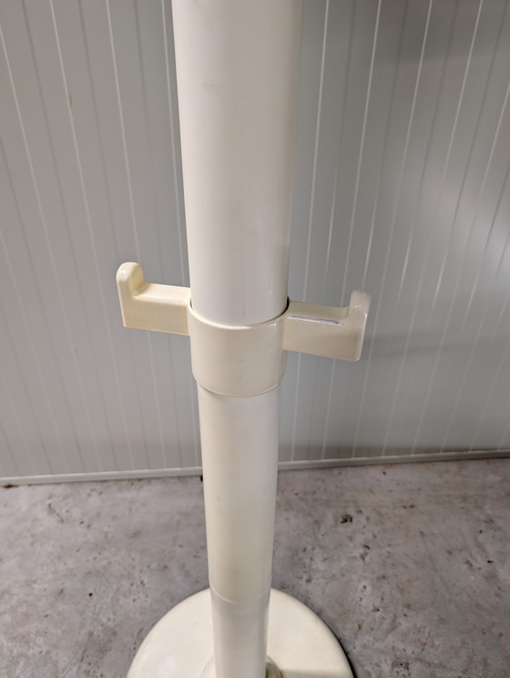 Myers 2000 standing coat rack designed by M. Myers & Son in the 1970s. – Meyers 2000, Plastic (photo 3 of 10)