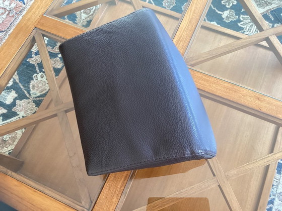 Image 1 of Poltrona girevole e reclinabile in pelle