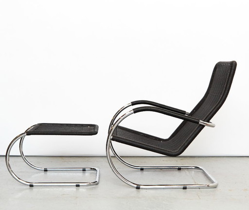 Sedia a sbalzo Anton Lorenz D35 e pouf C35 per Tecta