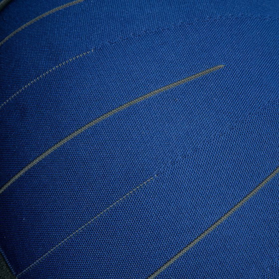 Image 1 of MK11755 Mochi poef van Hella Jongerius voor Vitra