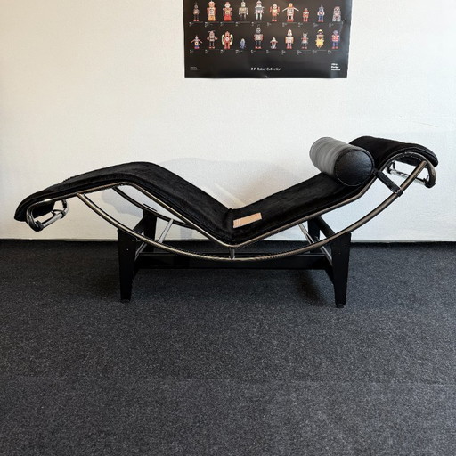 Cassina LC 4 - Liege/Chaiselongue - Kuhfell schwarz - Klassiker - Wie Neu!