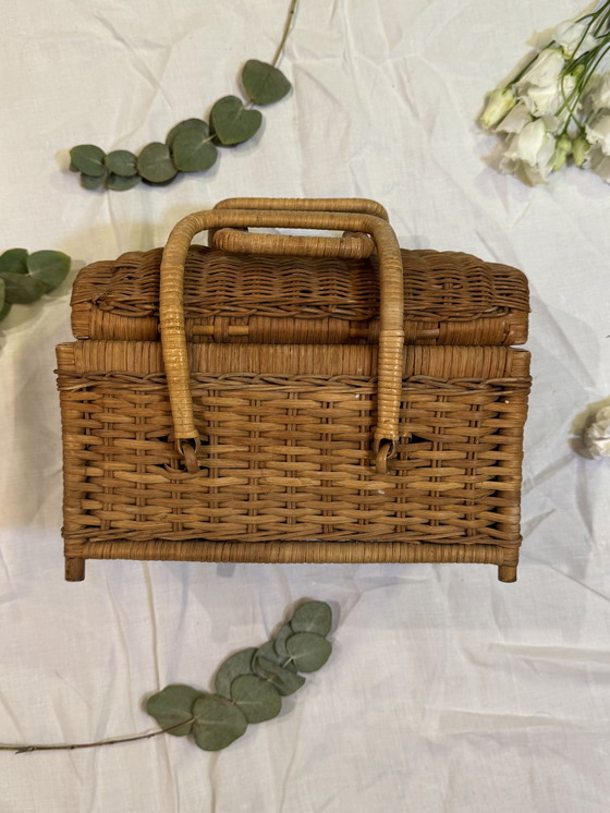 Image 1 of Vintage rattan vanity case