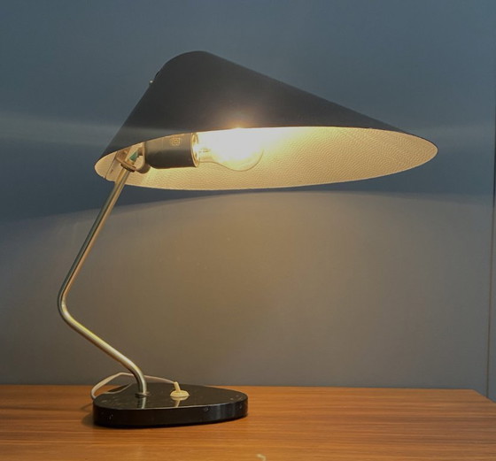 Image 1 of Lampe de table en métal couleur bronze par PGH Elekto, années 1960