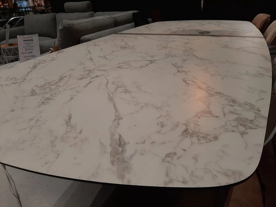 Image 1 of Masura dining room table oval - 240 x 110 cm - *