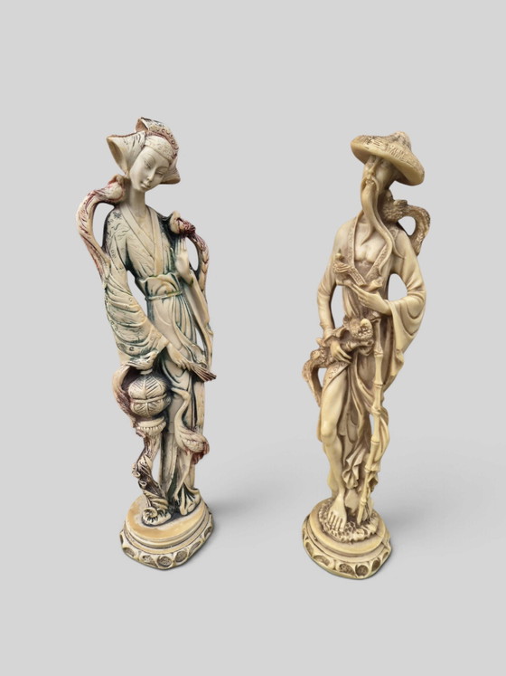 Vintage Asian Decorative Sculptures / Figures in Ivory Look, Plastic, Brown (photo 4 of 4)