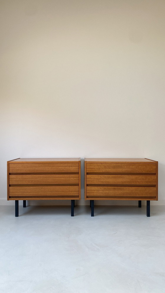 Image 1 of Vintage Wooden Chest of Drawers With 3 Drawers And Metal Legs