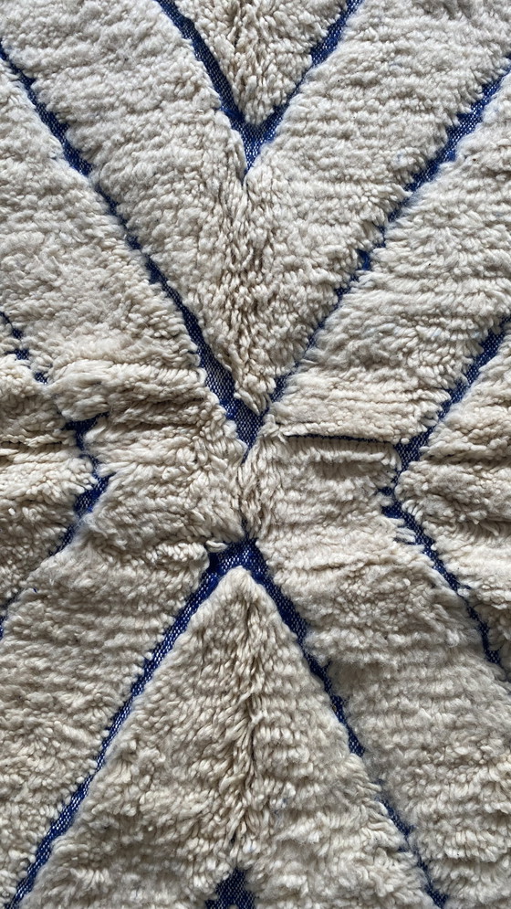 Image 1 of Blue Nomadic Soul – 300 cm x 196 cm – Authentischer Atlas-Berberteppich