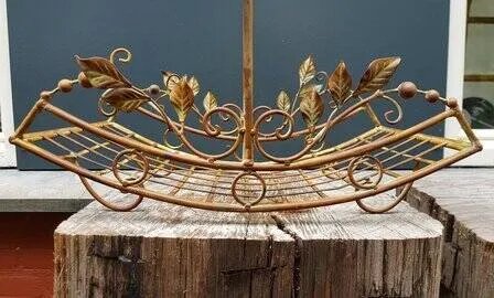 Wrought iron basket with handle medium, Decorative Objects, Metal, Green, Vintage (photo 4 of 5)
