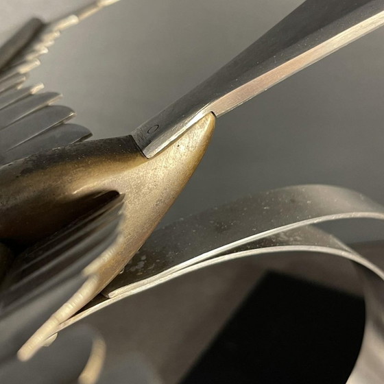 Art Deco Metall Bildhauerei eines Vogels, 1930er Jahre – Aluminium, polished steel (photo 7 of 15)