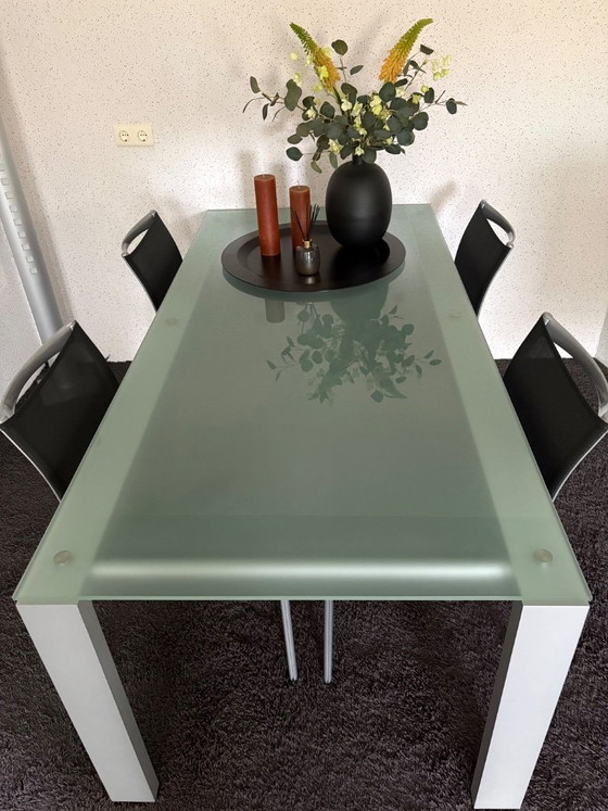Image 1 of Dining table aluminum base + glass top (190x90x73)