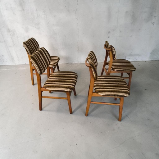 Juego de 4 sillas de comedor de mediados de siglo, diseño danés, década de 1960.