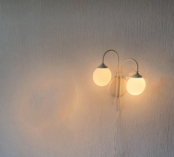 Wall light, Ball lamp - Space Age, 1970s, Vintage, Elco Lite, Metal, White (photo 5 of 7)