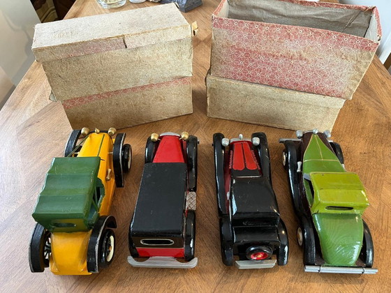Lotto di 4 auto d'epoca in legno – Oggetti decorativi, Wood (photo 2 of 10)