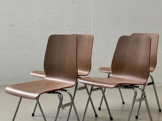 4 Sedie Impilabili – Impiallacciatura in Legno & Cromo, Stile Mid-Century – Poltrone, Vintage (photo 6 of 14)