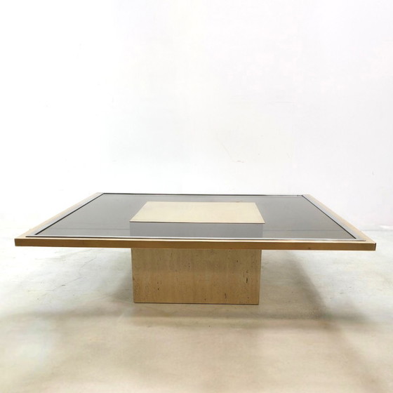 Image 1 of Tavolino da caffè di design Georges Mathias in travertino, ottone e vetro, anni '70.