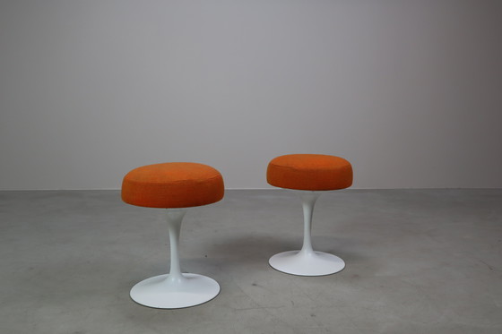Image 1 of Pair of Eero Saarinen Tulip Stools for Knoll International, 1970's