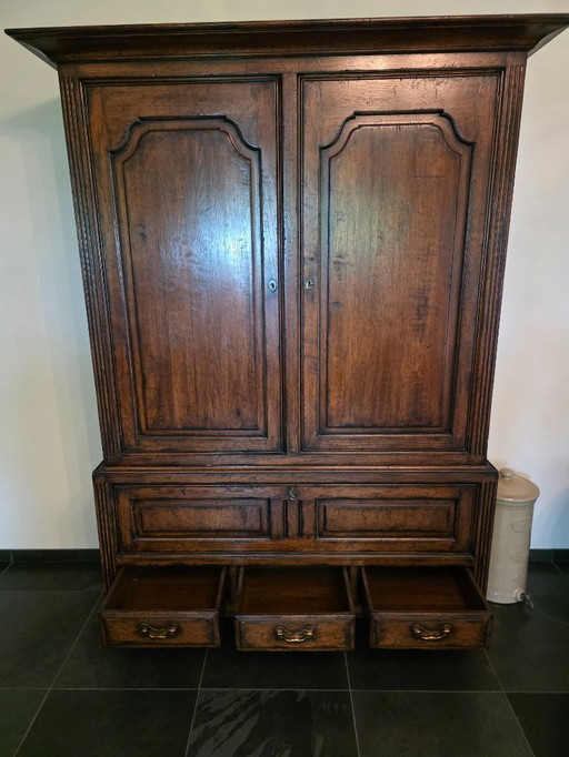 Vintage massief eikenkast